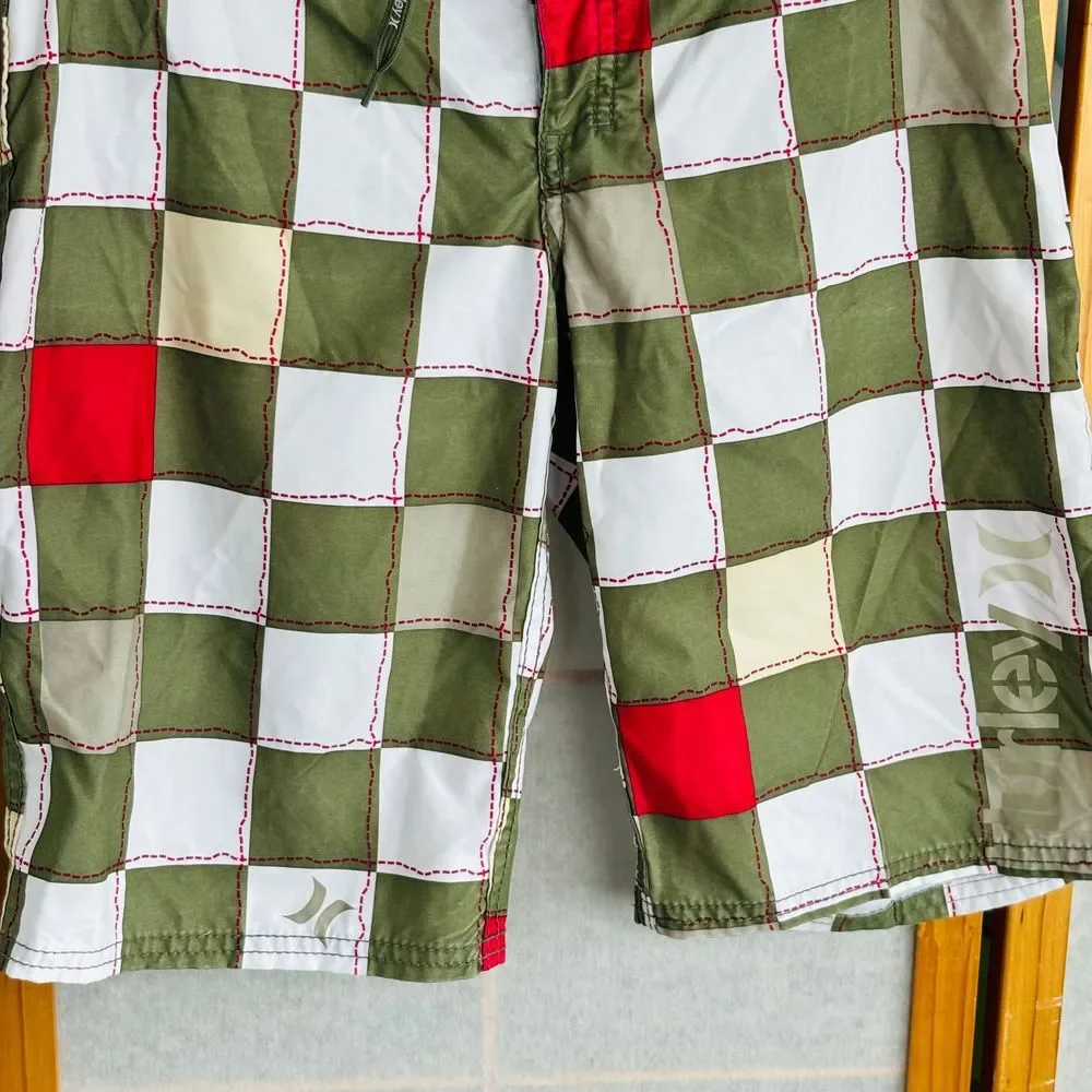Hurley Juniors Size 3 Checkered Boardshorts Green‎ White Pink  18